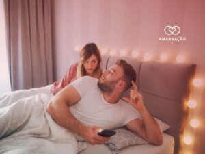 Como saber se o seu marido está apaixonado por outra